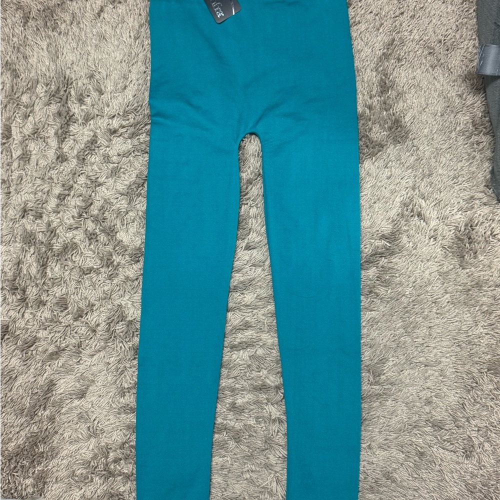 Sofra Women’s Teal Leggings